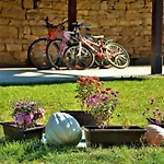 The Village Tatil Evi