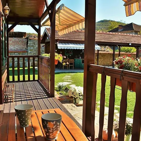 بيت للعطل The Village