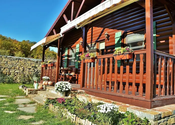 度假居 The Village Natsovtsi