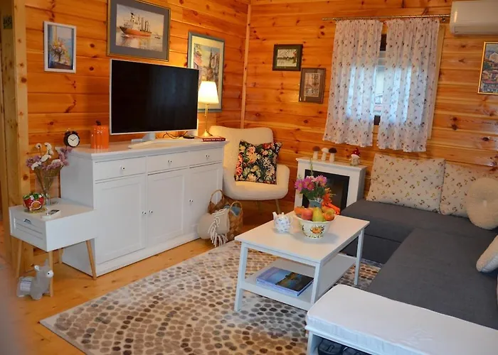 The Village 度假居 Natsovtsi