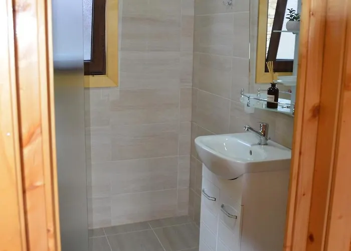 The Village Natsovtsi