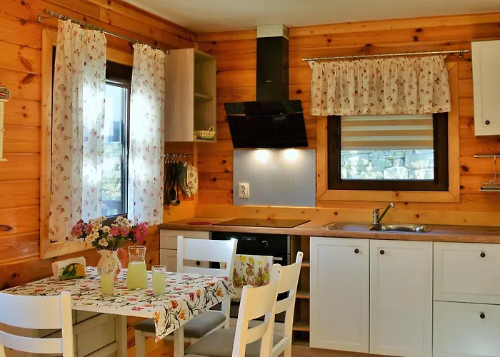 度假居 The Village