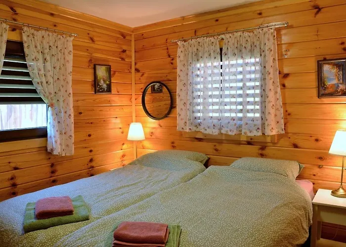 The Village 度假居 Natsovtsi